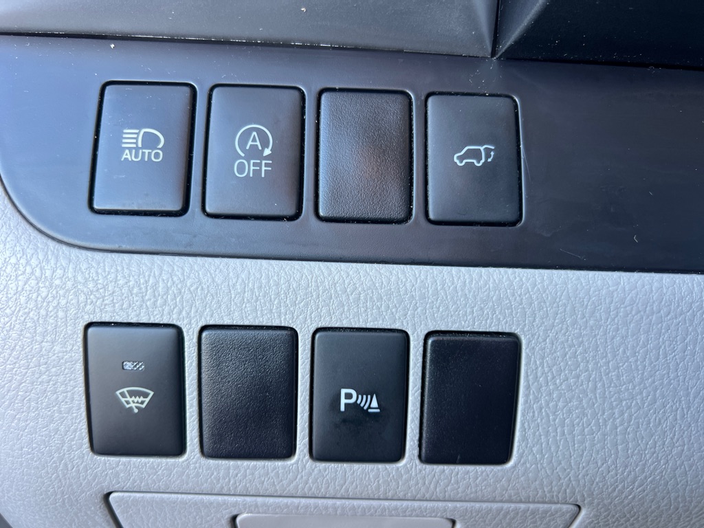Photo 31 of this TOYOTA HIGHLANDER