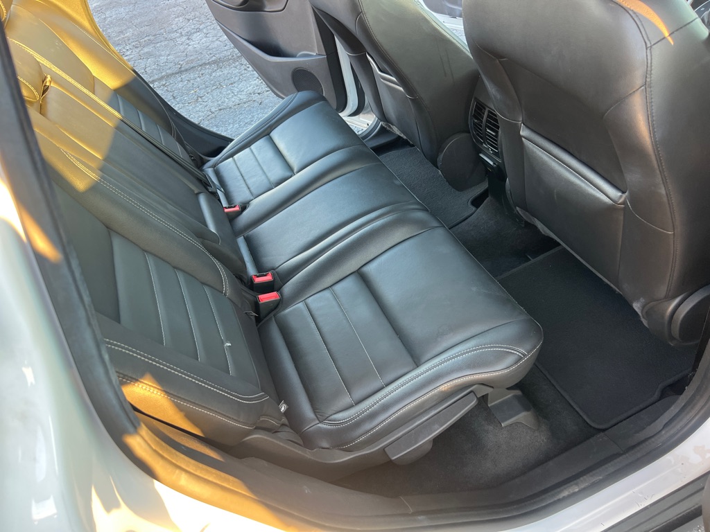 Photo 16 of this FORD C-MAX