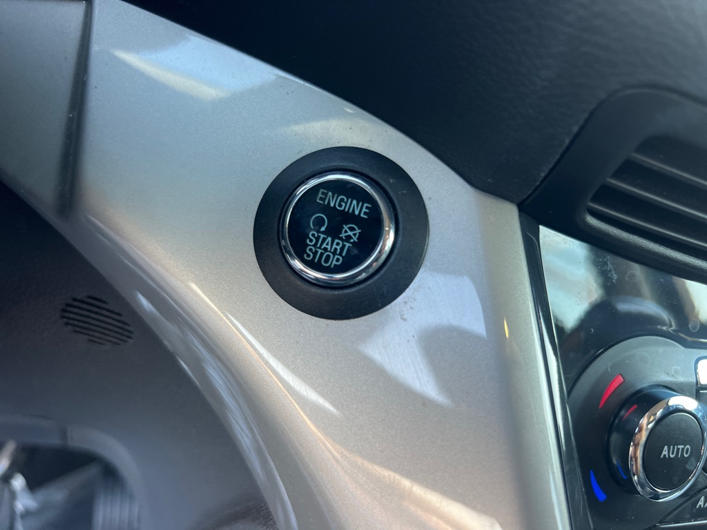 Photo 31 of this FORD C-MAX