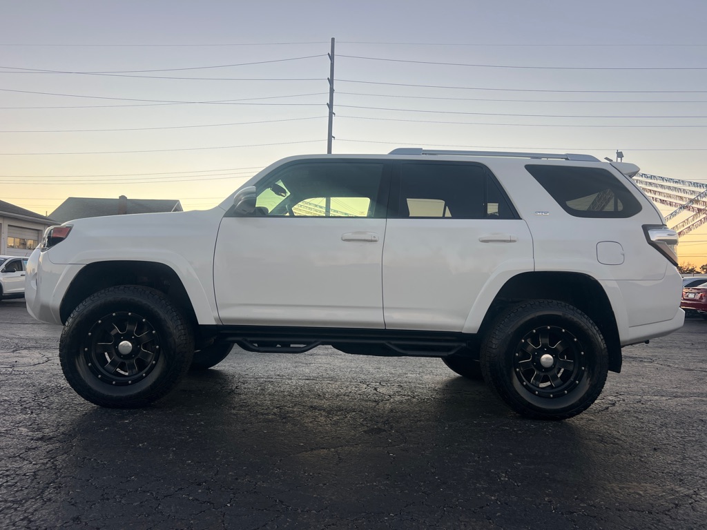 Photo 4 of this TOYOTA 4RUNNER