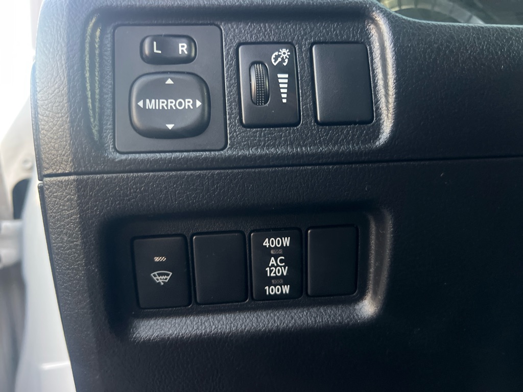 Photo 24 of this TOYOTA 4RUNNER