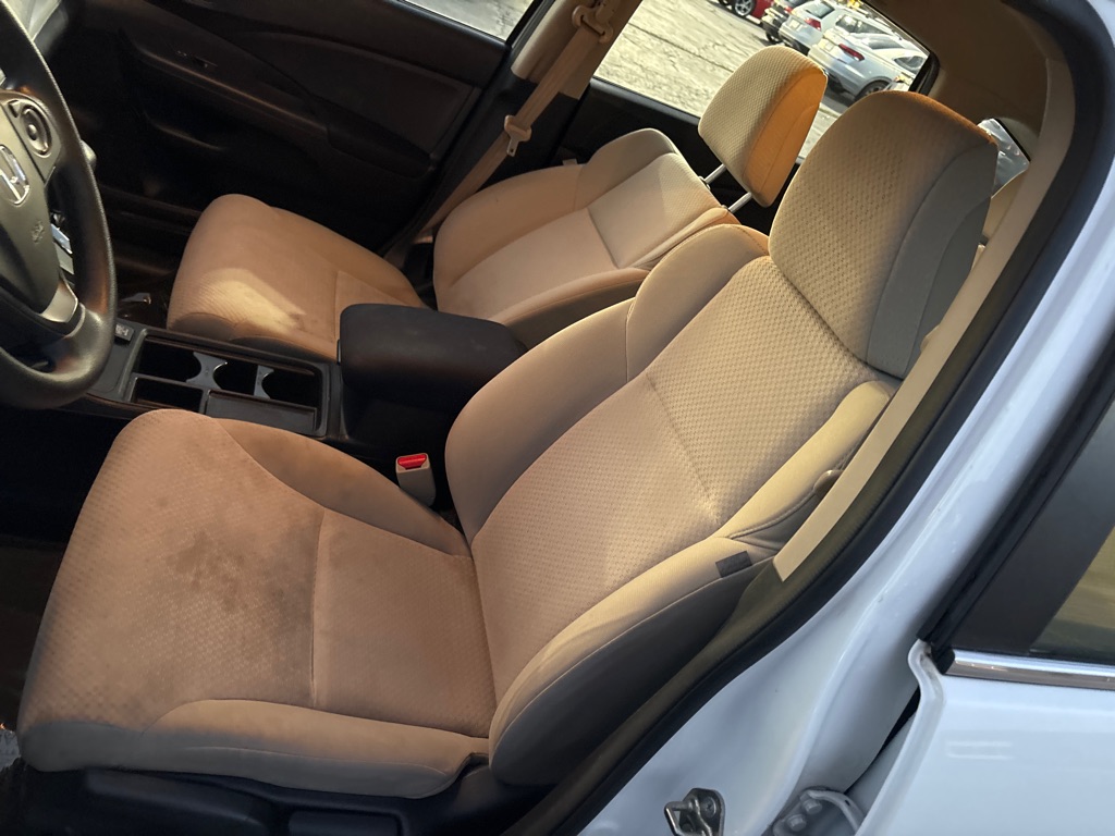 Photo 11 of this HONDA CR-V