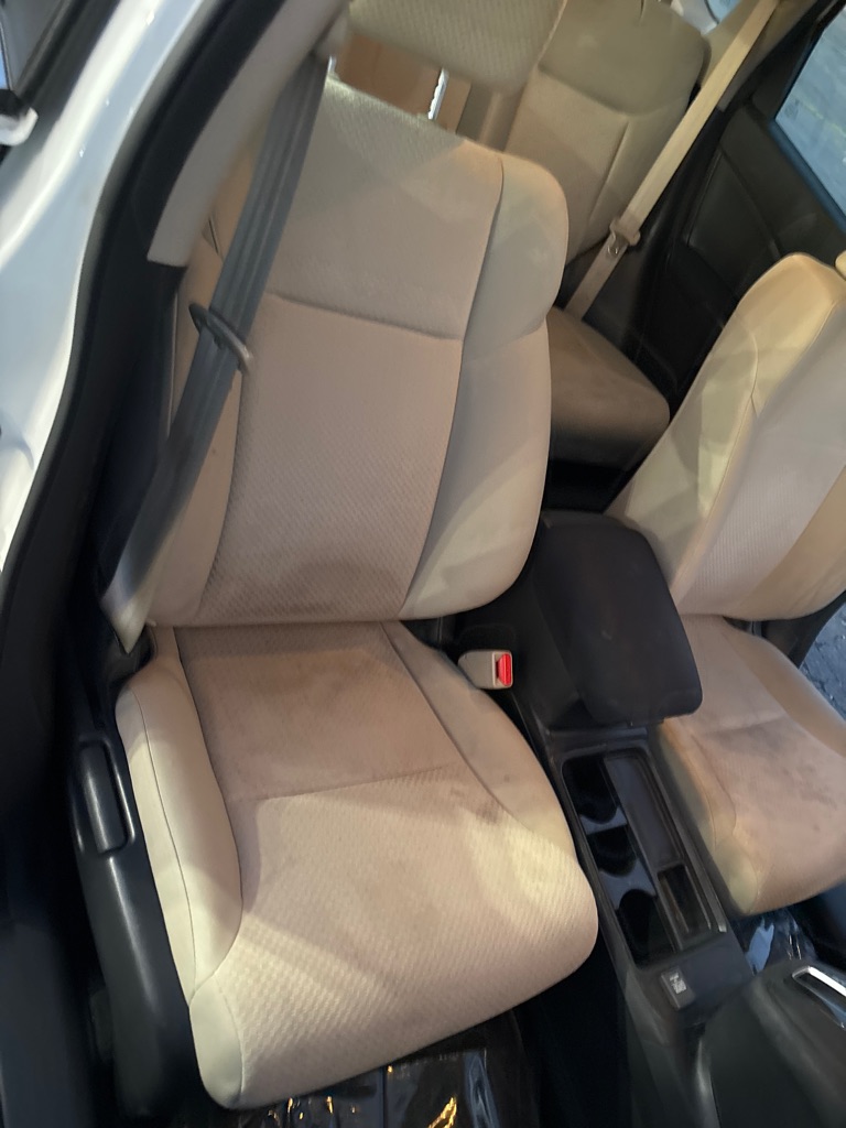 Photo 19 of this HONDA CR-V