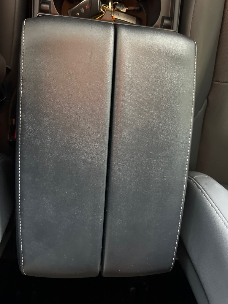Photo 36 of this LEXUS GX 460