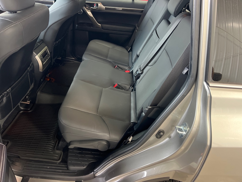 Photo 13 of this LEXUS GX 460