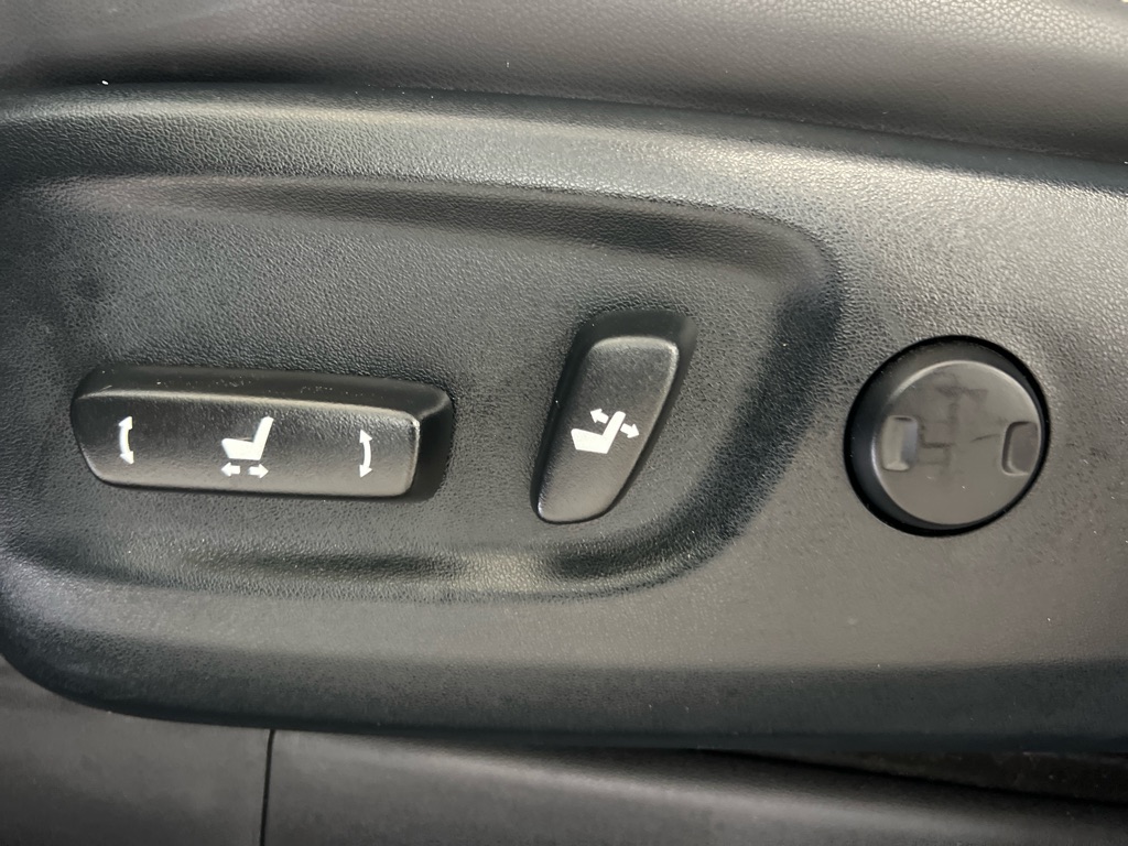 Photo 24 of this LEXUS GX 460