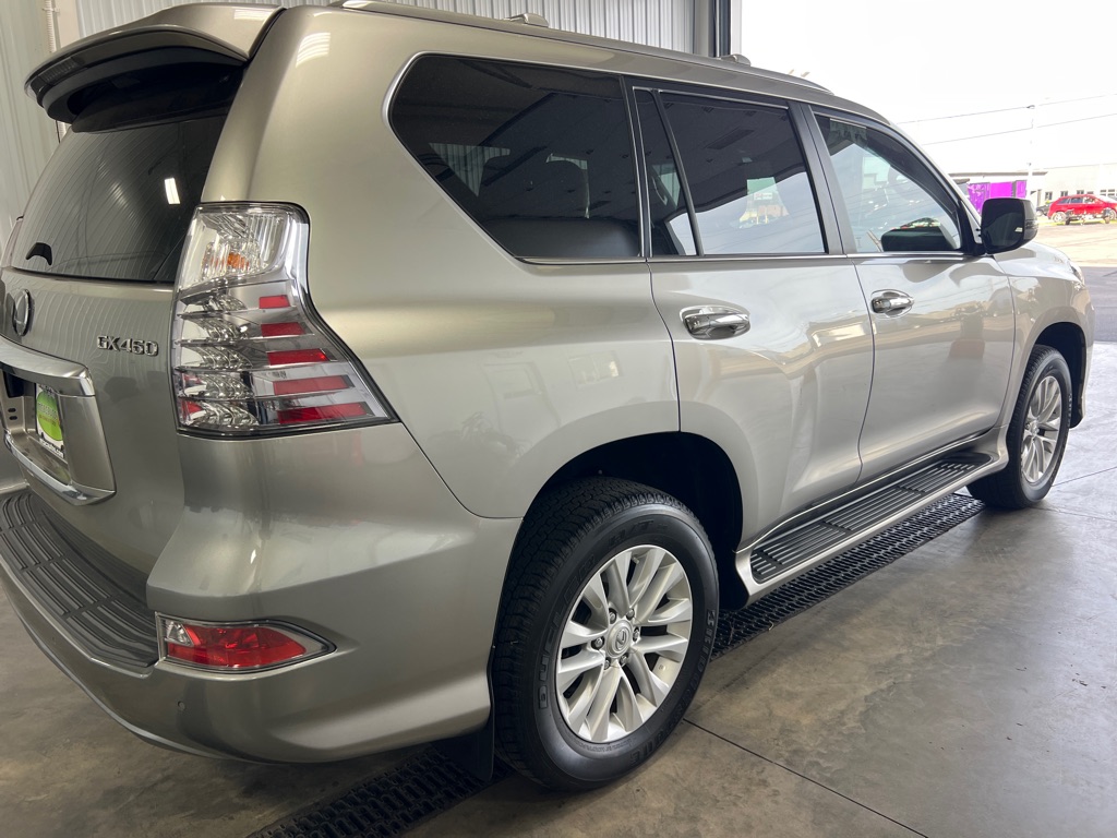 Photo 7 of this LEXUS GX 460