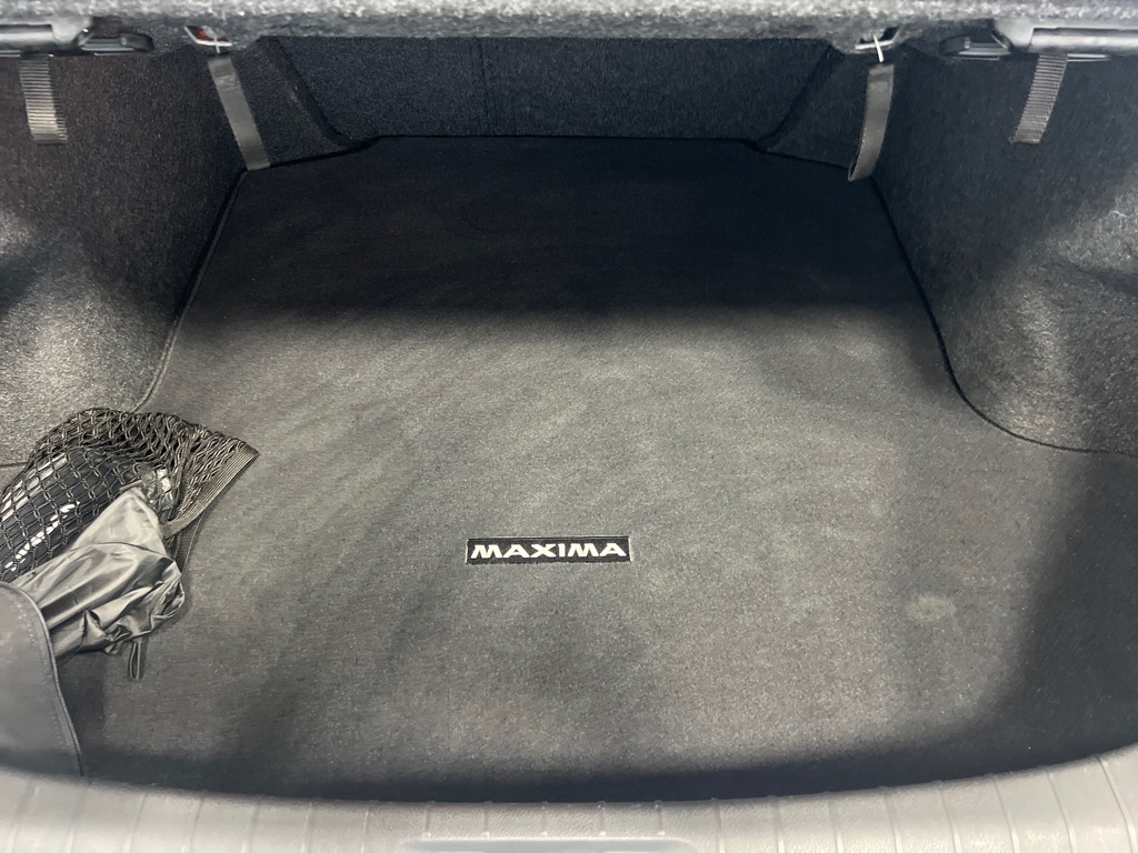 Photo 23 of this NISSAN MAXIMA