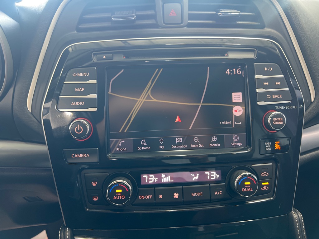 Photo 29 of this NISSAN MAXIMA