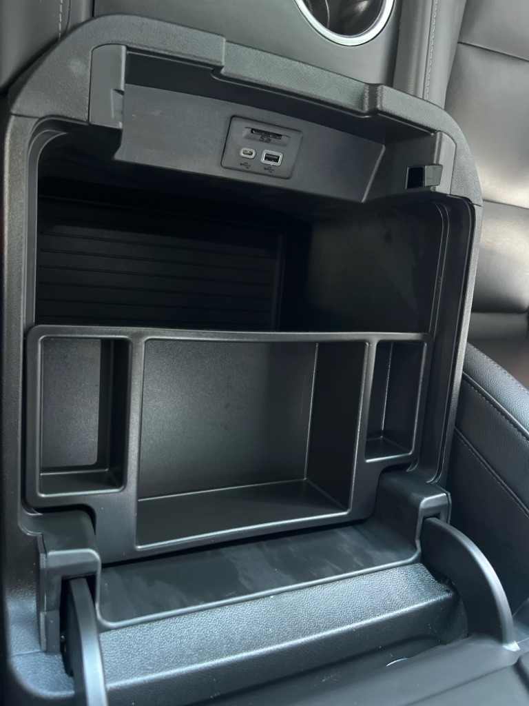 Photo 39 of this CHEVROLET TAHOE