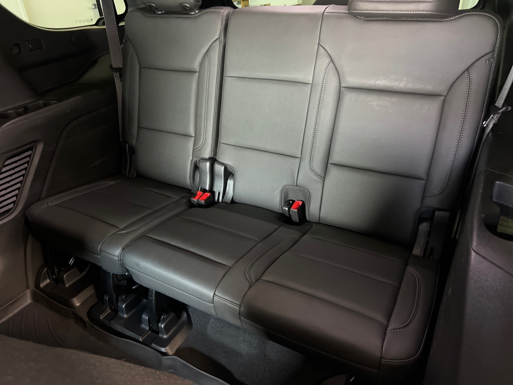 Photo 16 of this CHEVROLET TAHOE