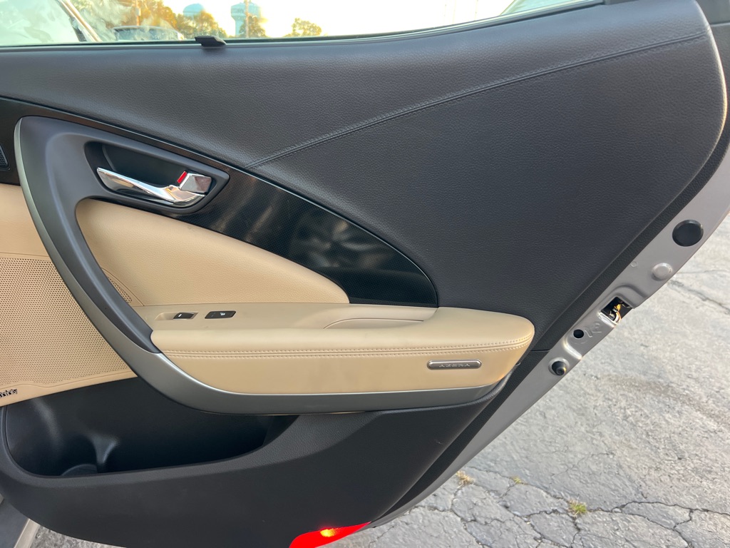 Photo 14 of this HYUNDAI AZERA