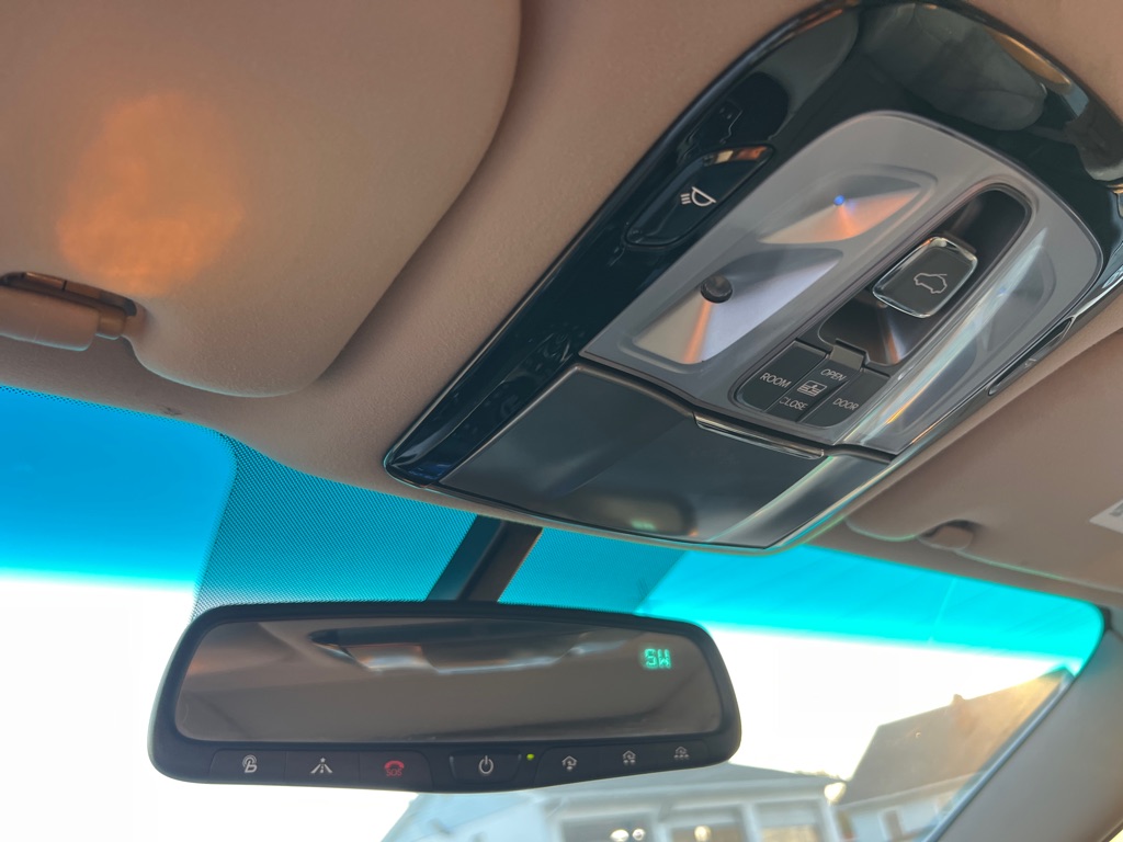 Photo 36 of this HYUNDAI AZERA