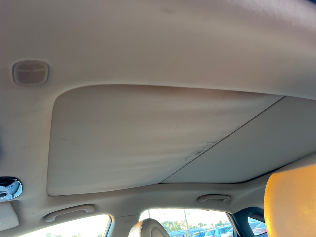 Photo 37 of this HYUNDAI AZERA