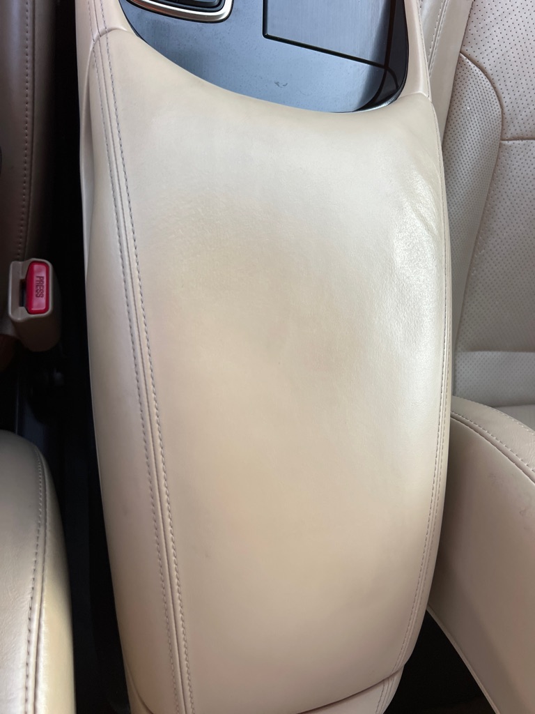 Photo 34 of this HYUNDAI AZERA