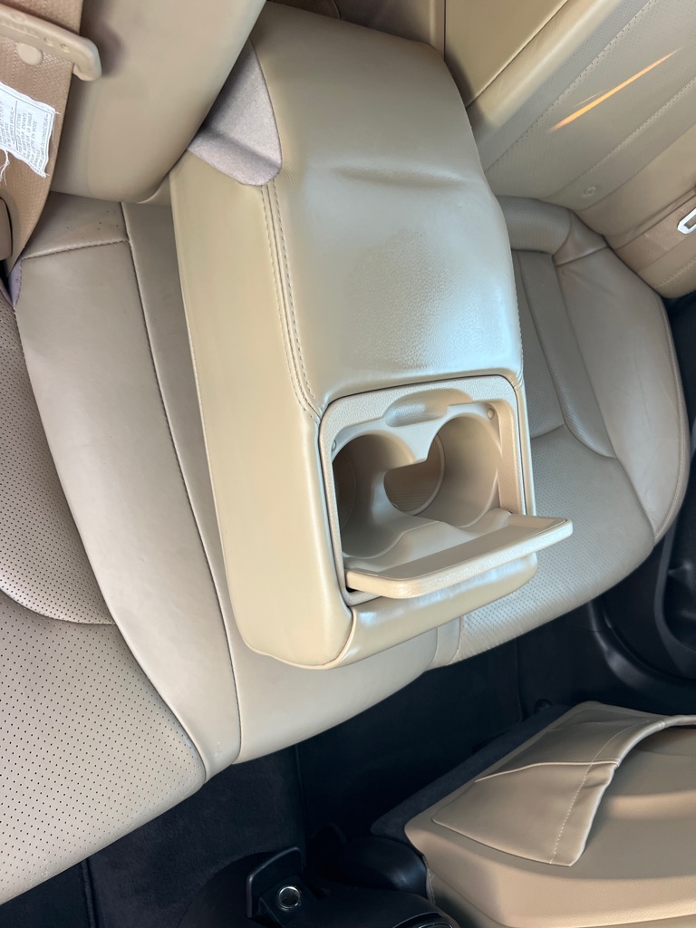 Photo 17 of this HYUNDAI AZERA