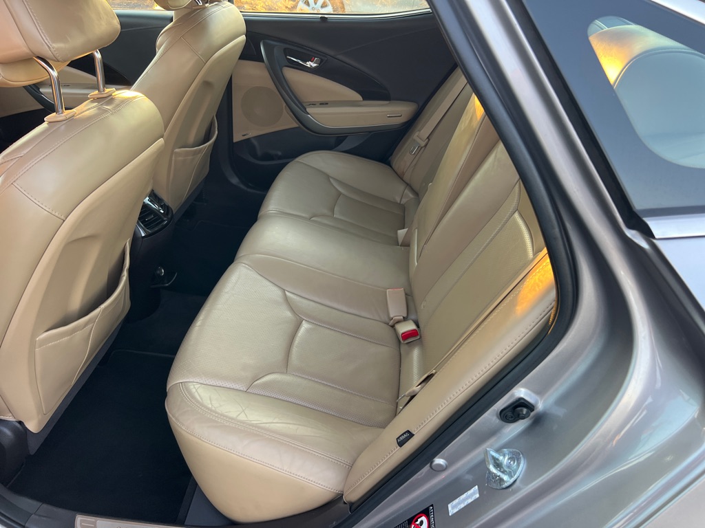 Photo 13 of this HYUNDAI AZERA
