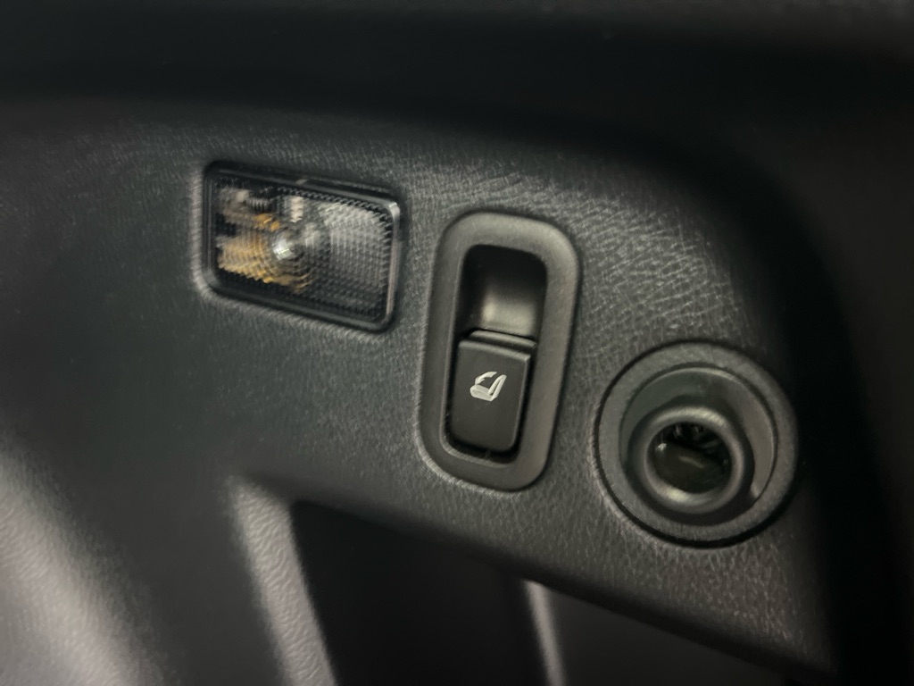 Photo 24 of this SUBARU FORESTER