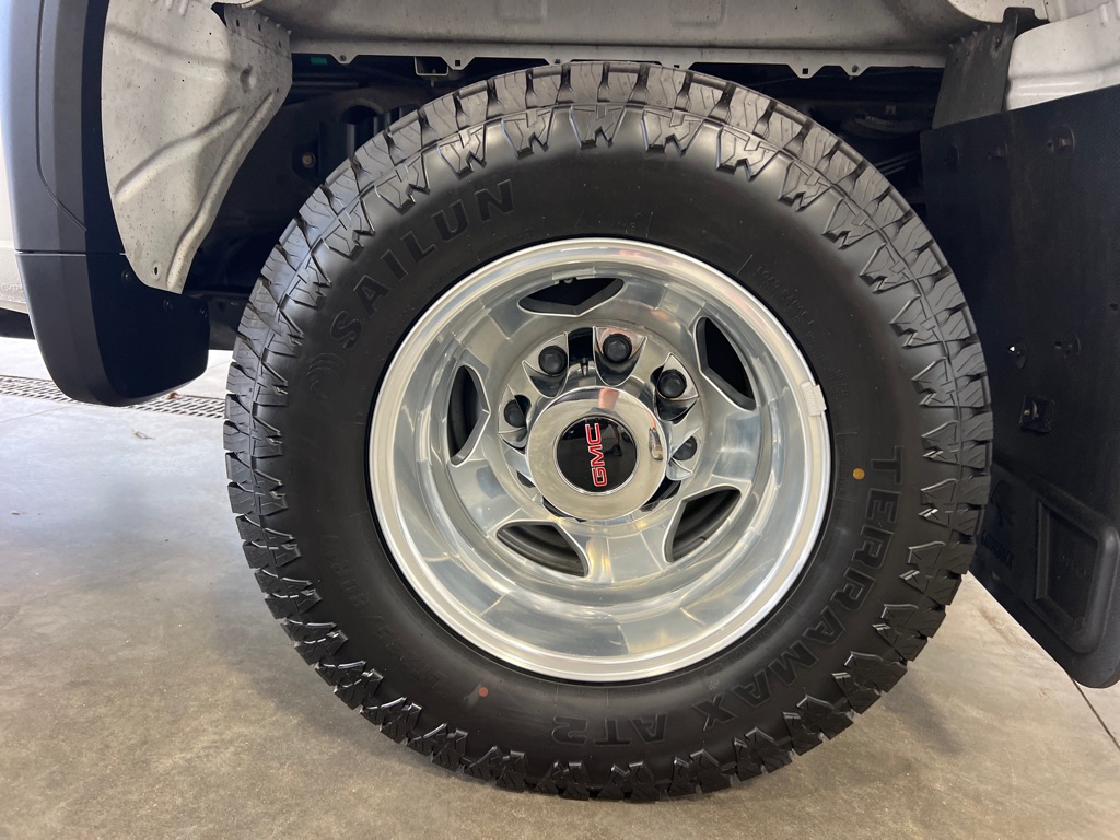 Photo 46 of this GMC SIERRA