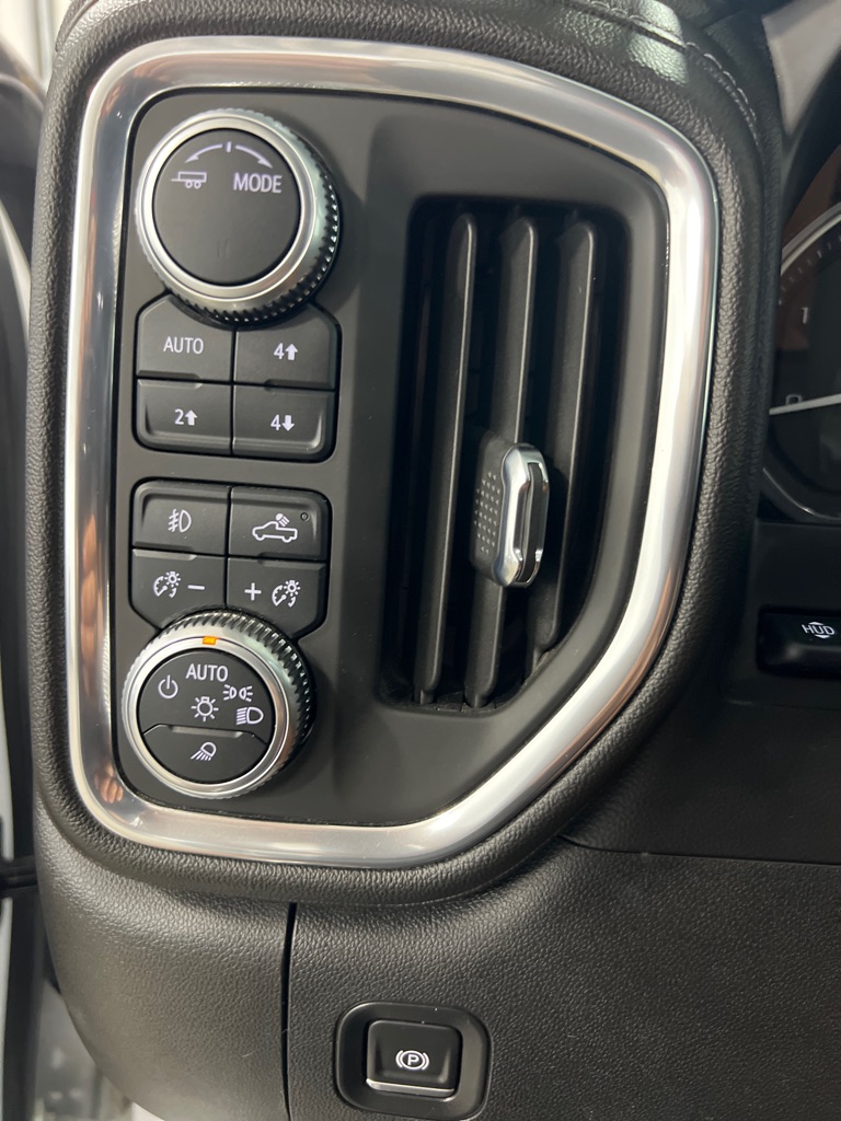 Photo 33 of this GMC SIERRA