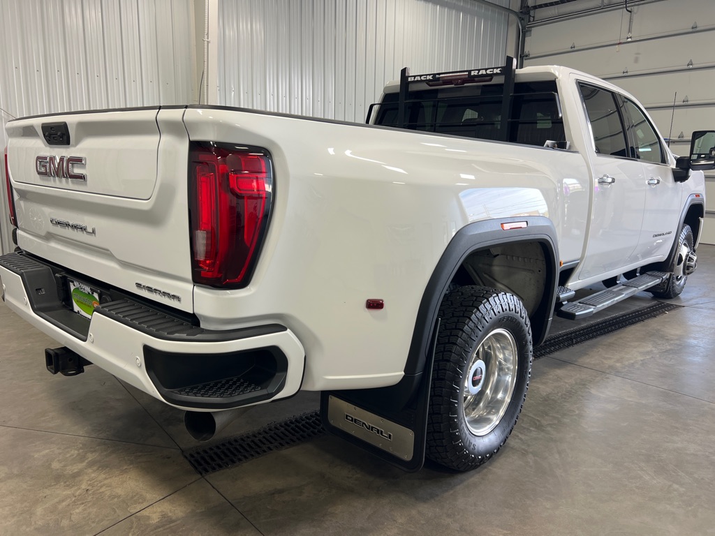 Photo 8 of this GMC SIERRA