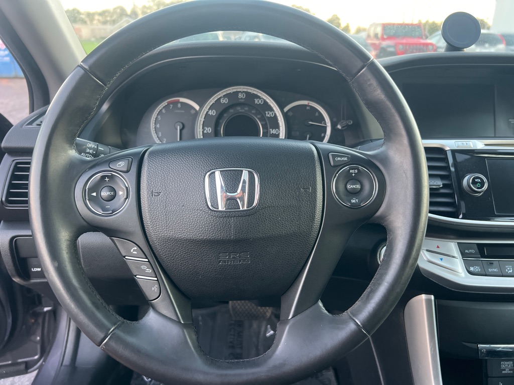 Photo 27 of this HONDA ACCORD