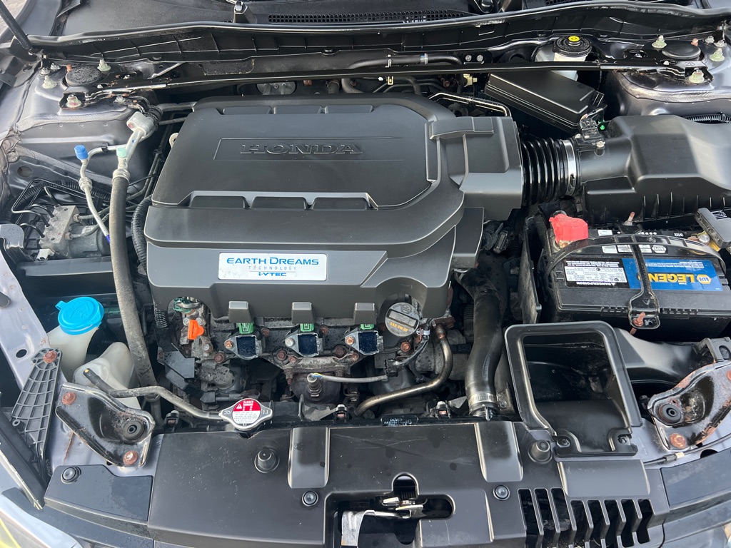 Photo 44 of this HONDA ACCORD