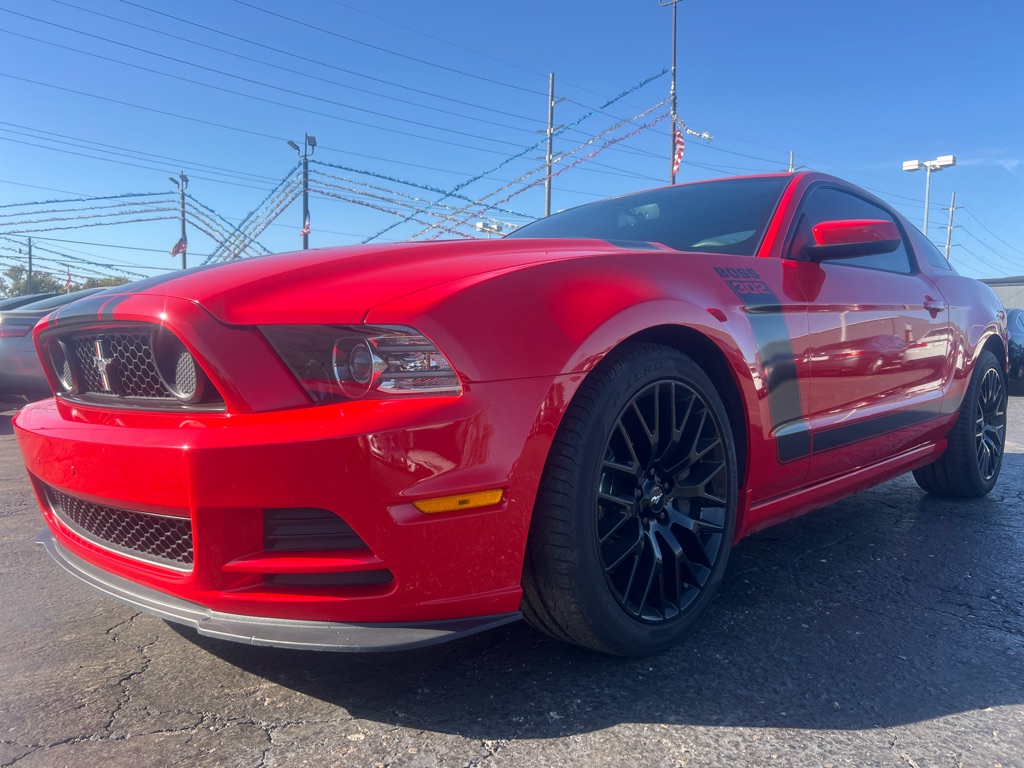 Photo 4 of this FORD MUSTANG