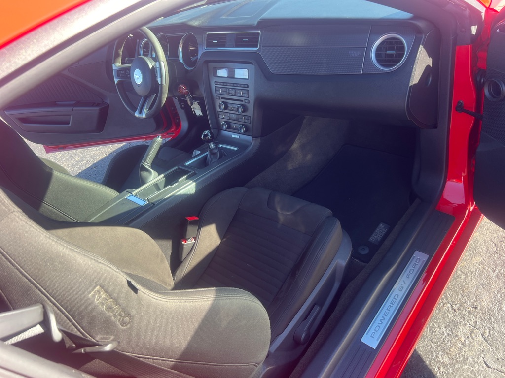 Photo 23 of this FORD MUSTANG