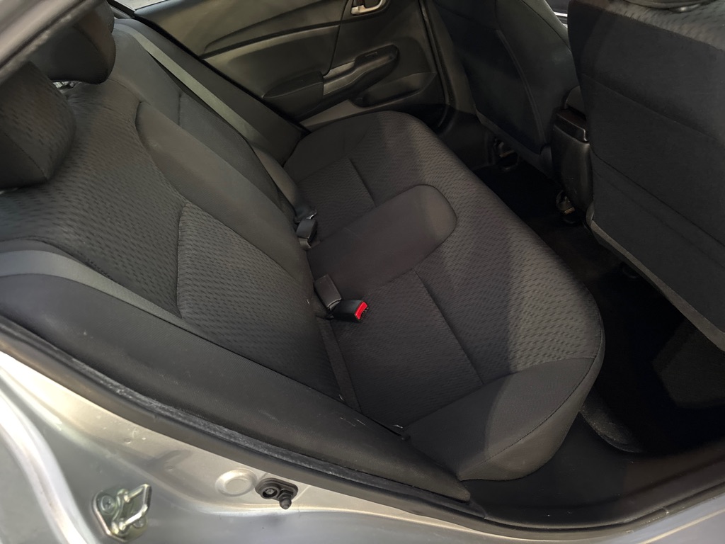 Photo 15 of this HONDA CIVIC