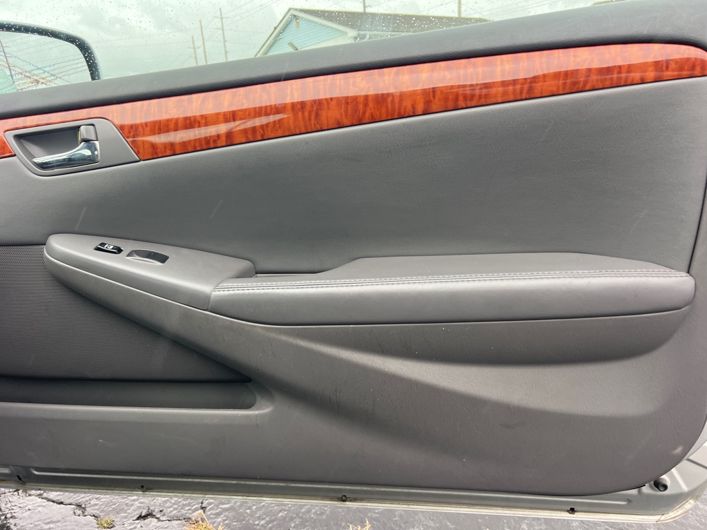 Photo 17 of this TOYOTA CAMRY SOLARA