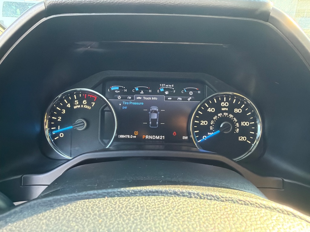 Photo 15 of this FORD F150