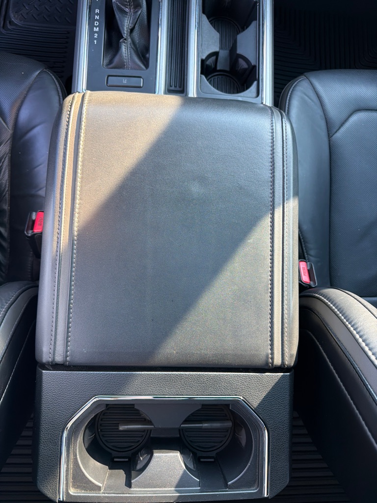 Photo 21 of this FORD F150