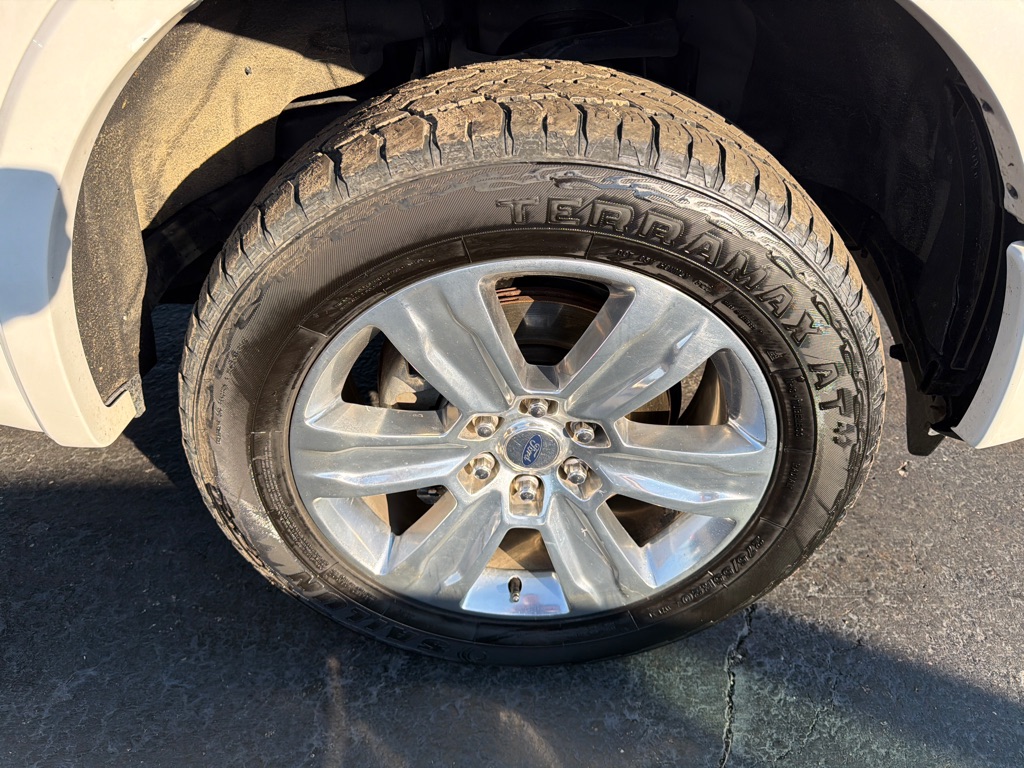 Photo 29 of this FORD F150