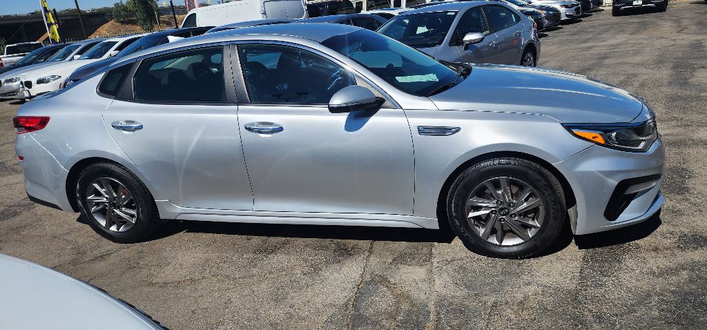Photo 19 of this KIA OPTIMA
