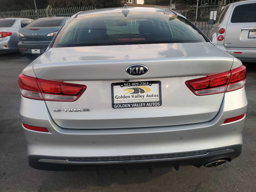 Photo 4 of this KIA OPTIMA