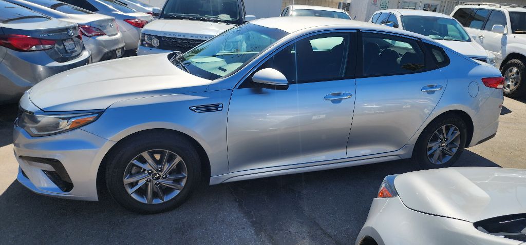 Photo 10 of this KIA OPTIMA