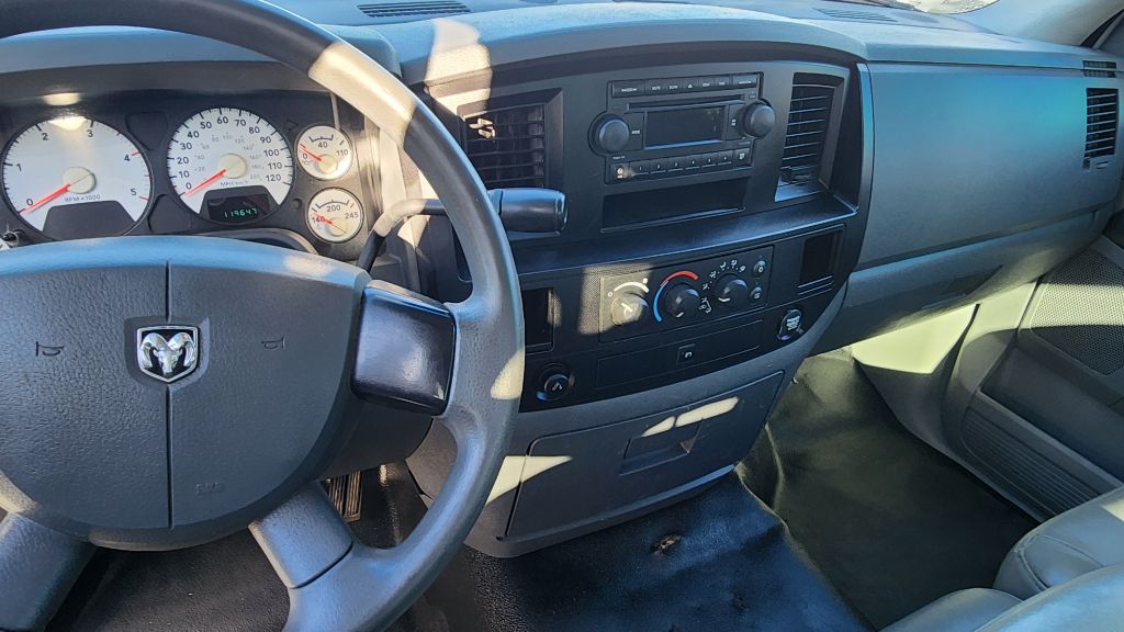 Photo 11 of this DODGE RAM 3500