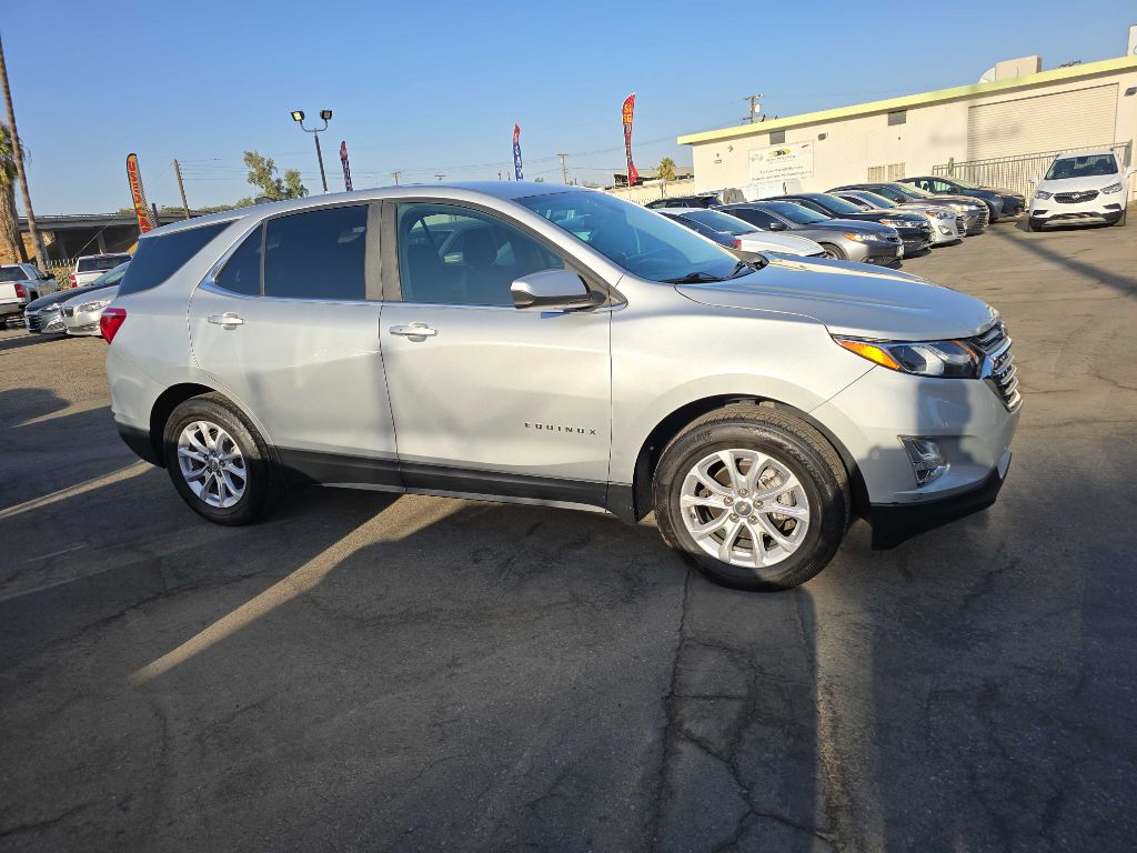 Photo 8 of this CHEVROLET EQUINOX