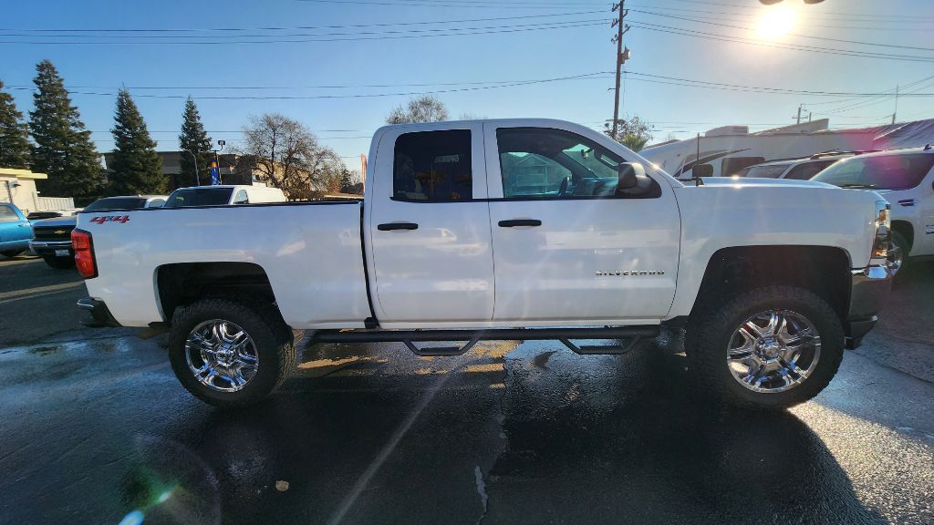 Photo 7 of this CHEVROLET SILVERADO 1500