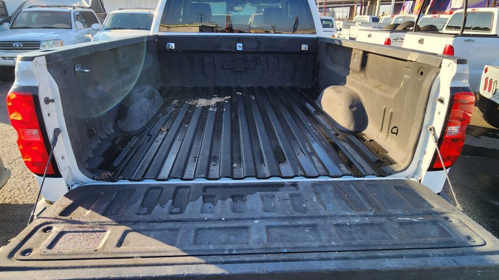 Photo 5 of this CHEVROLET SILVERADO 1500