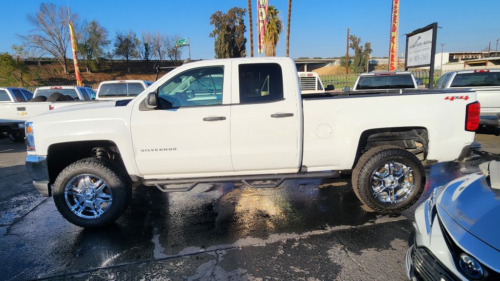 Photo 2 of this CHEVROLET SILVERADO 1500
