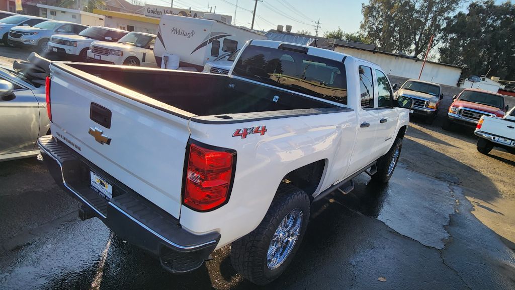 Photo 6 of this CHEVROLET SILVERADO 1500