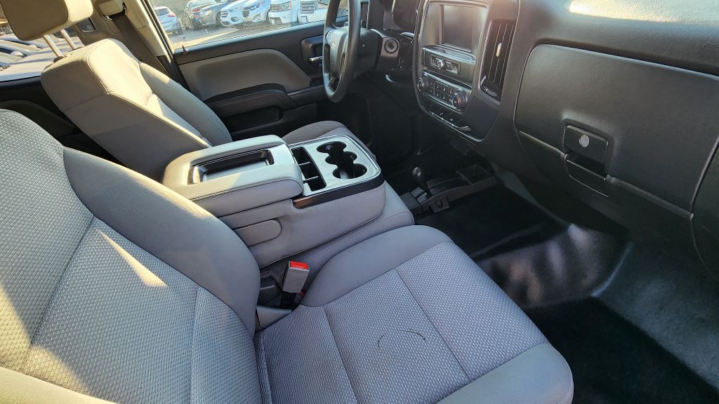 Photo 16 of this CHEVROLET SILVERADO 1500