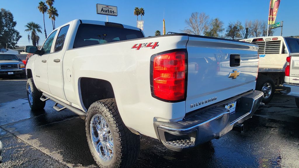 Photo 3 of this CHEVROLET SILVERADO 1500