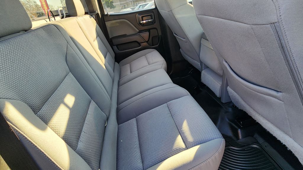 Photo 15 of this CHEVROLET SILVERADO 1500