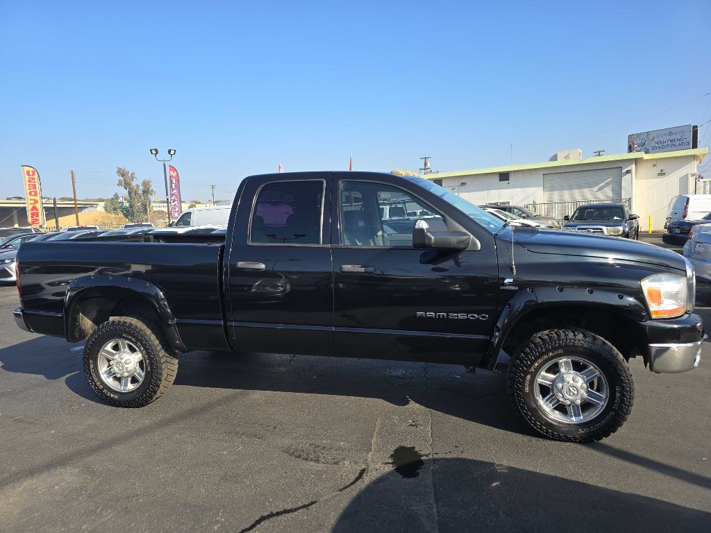 Photo 3 of this DODGE RAM 2500