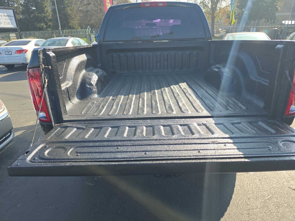 Photo 7 of this DODGE RAM 2500