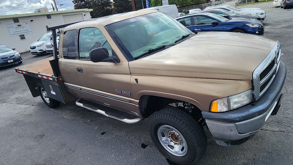 Photo 7 of this DODGE RAM 2500 LARAMI