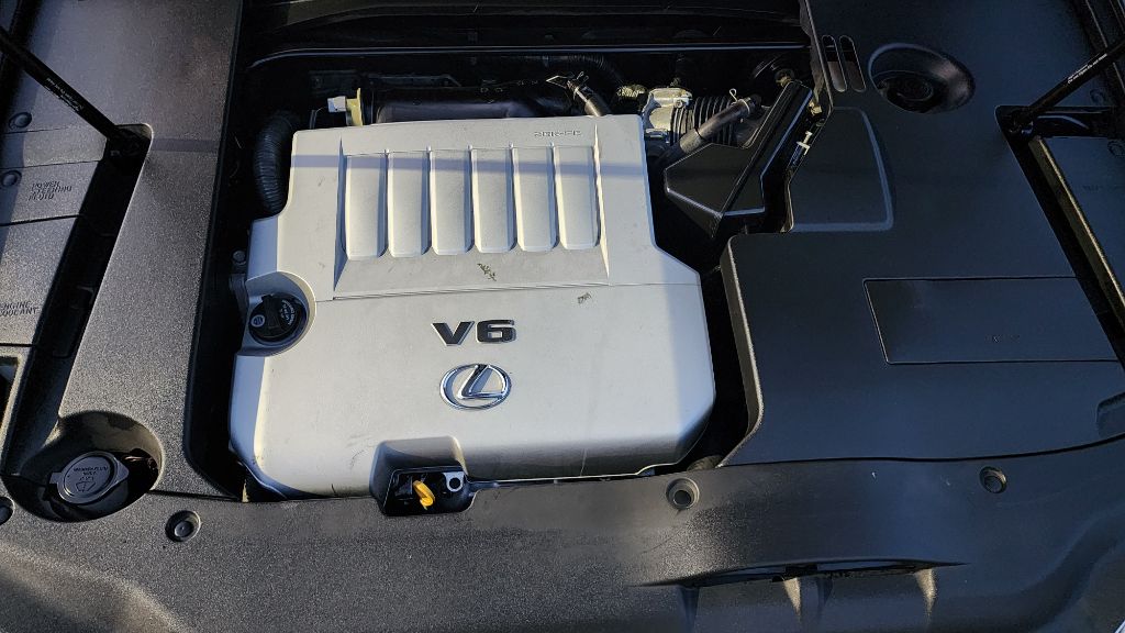 Photo 17 of this LEXUS ES